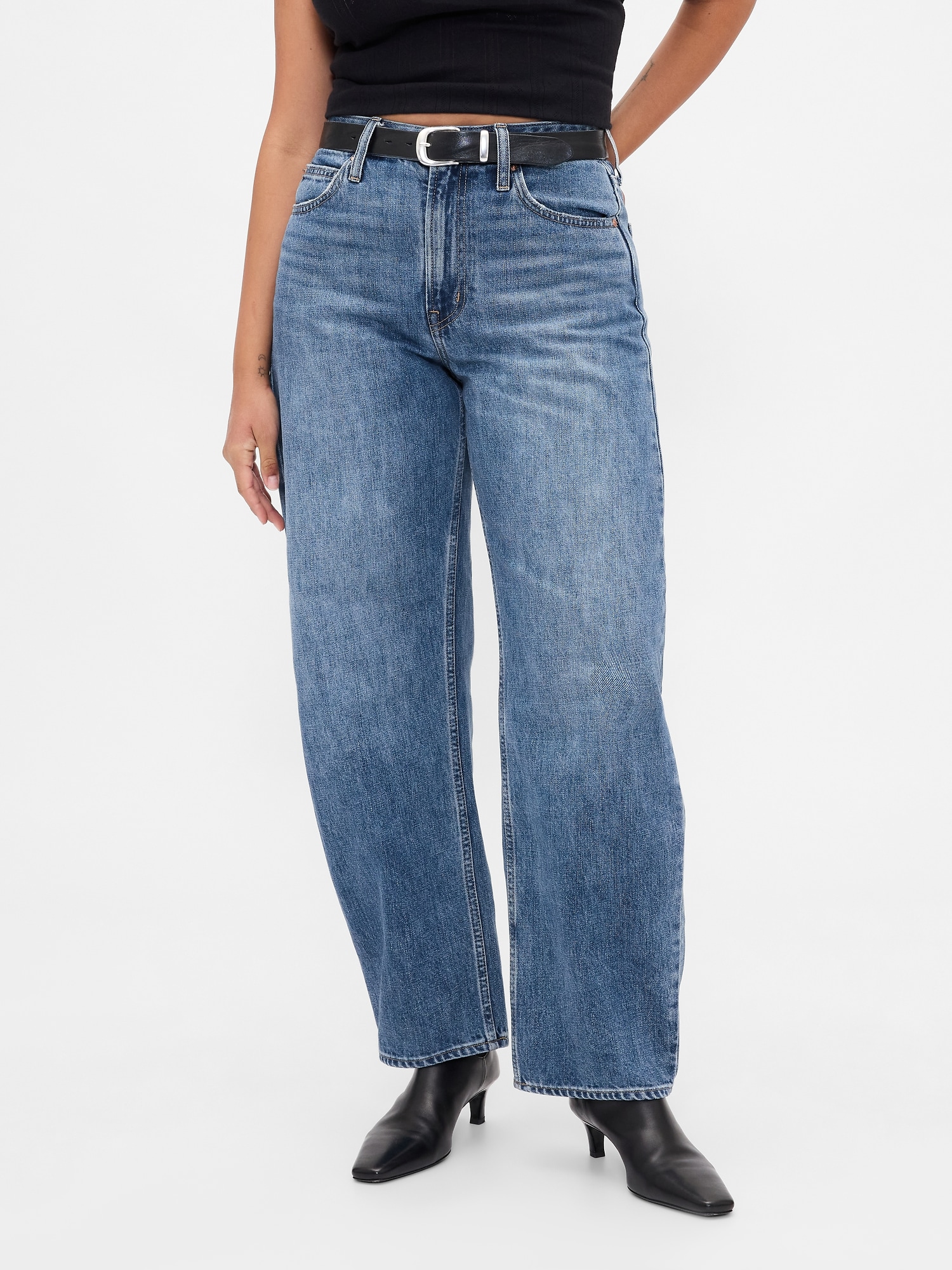 Curvy High Rise Barrel Jeans